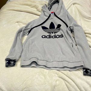 Women’s Adidas Original sweatshirt with bottoms
